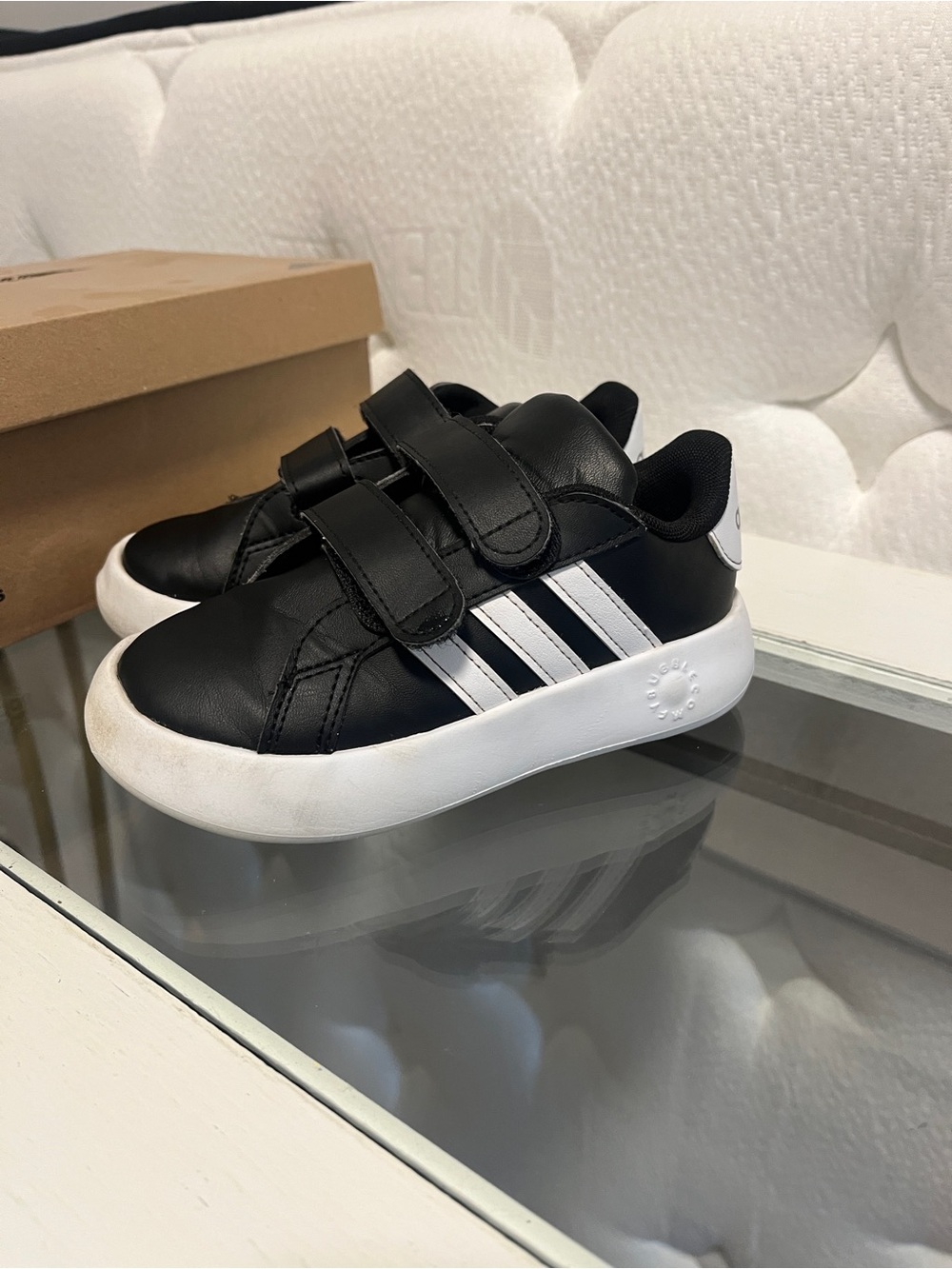 Adidas Grand Court Bubble Comfy Toddler Sz 9.5K Velcro Strap Black Running Shoe